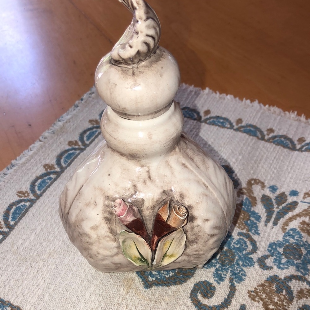 Capodimonte made in Italy jar with stopper